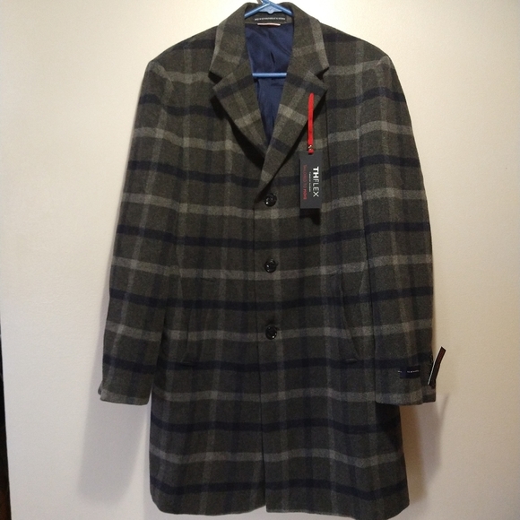 Tommy Hilfiger Addison "The Flex"Wool-Blend Modern-Fit Trench Coat - Picture 13 of 15